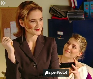 Lucrecia le dice a Lola que es perfecto